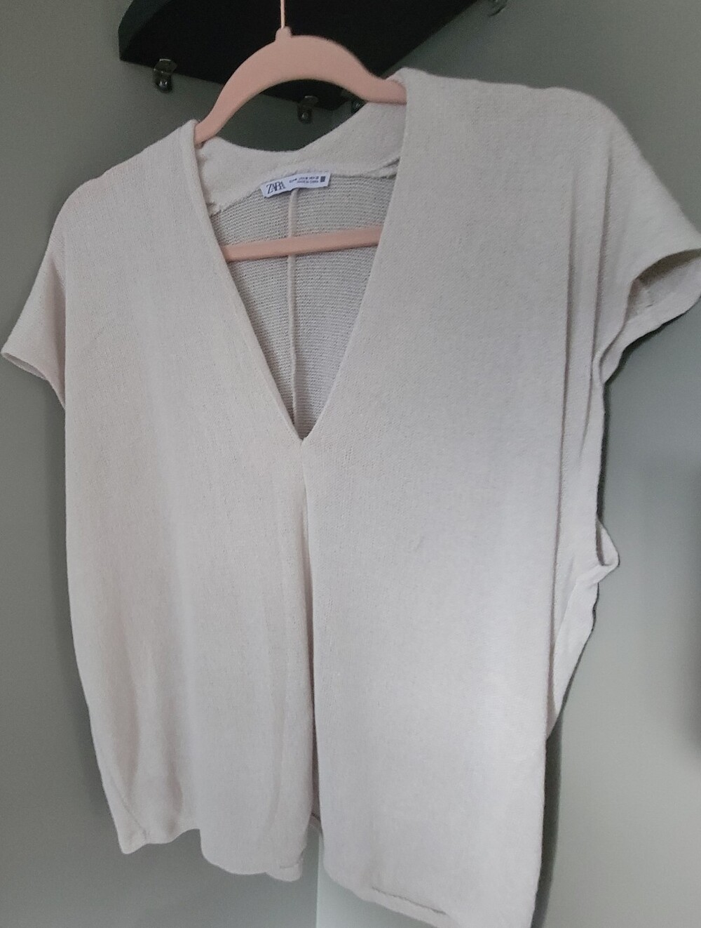 Zara fine-knit plunge V-neck top In Cream